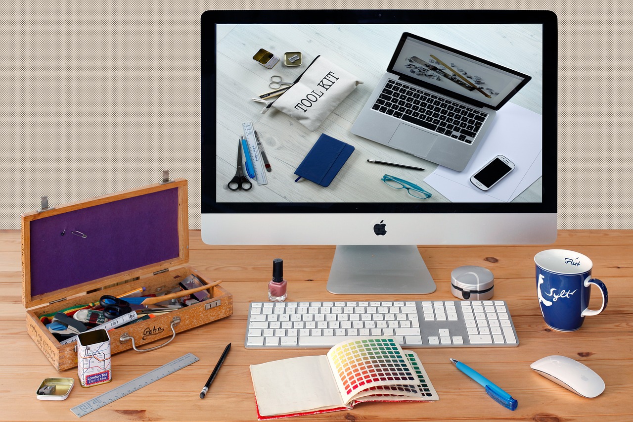 10 Best FREE and PAID Logo Designs You Can Download From Espere Camino
